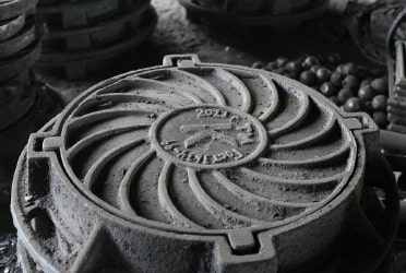 Люки чугунные тяжелые